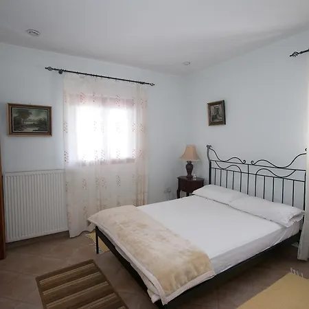 Laconian Collection Mansion Villa *