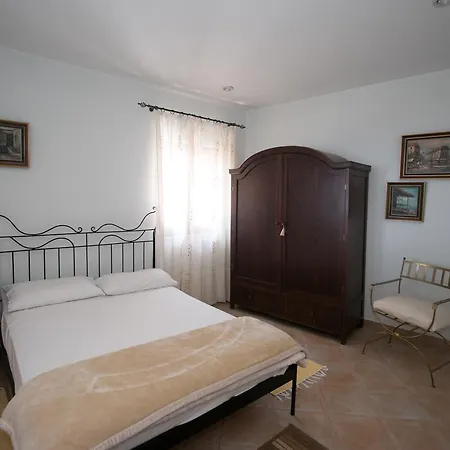 Villa Laconian Collection Mansion *